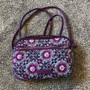 Vera Bradley crossbody purse.